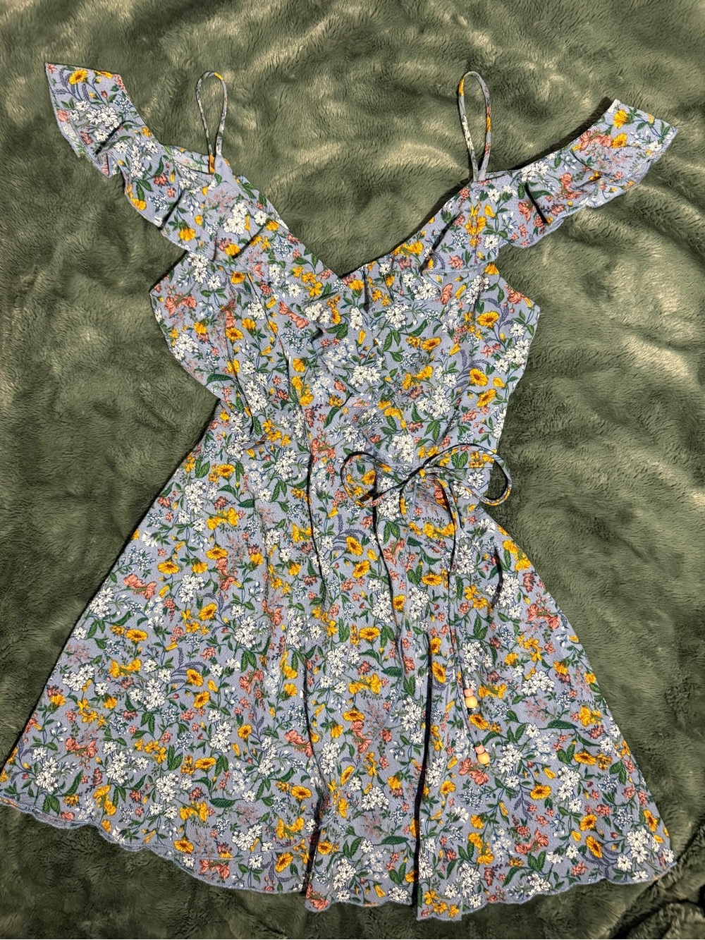 Teeze Me Women’s Blue Floral Ruffle Sleeve Mini Dress - Size 10